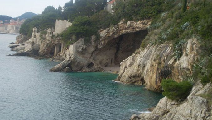 Gründstück im exklusivsten Teil von Dubrovnik