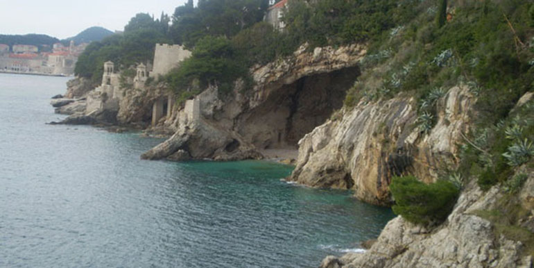 Gründstück im exklusivsten Teil von Dubrovnik