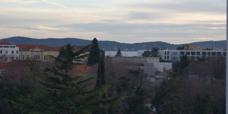 Verkauft wird eine Dreizimmerwohnung (1)