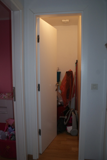 Verkauft wird eine Dreizimmerwohnung (15)