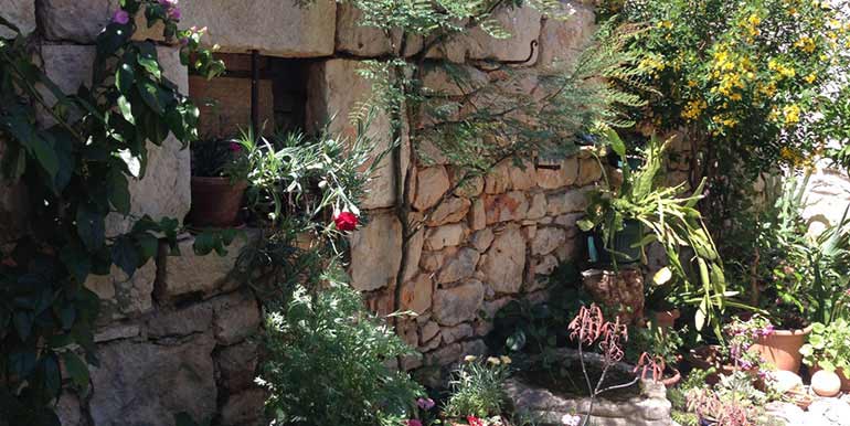 Altes-Steinhaus-auf-der-Insel-Ugljan-(4)