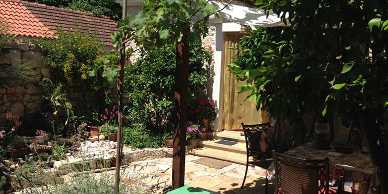 Altes-Steinhaus-auf-der-Insel-Ugljan-(5)