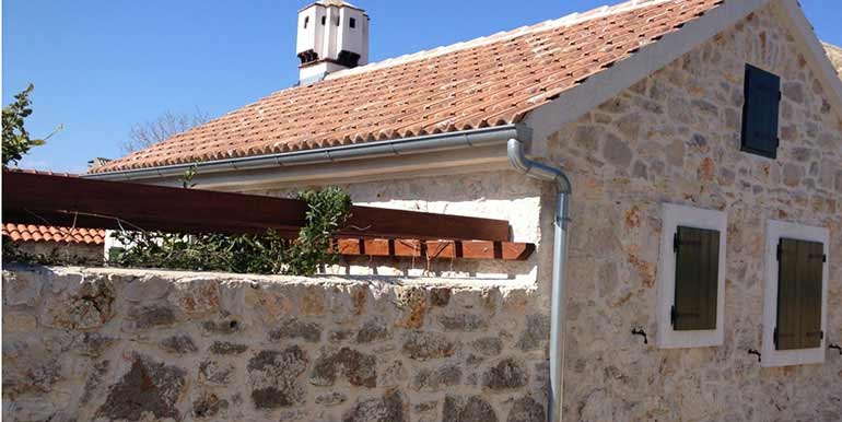 Altes-Steinhaus-auf-der-Insel-Ugljan-(9)