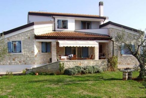 Istrisches Steinhaus in Novigrad