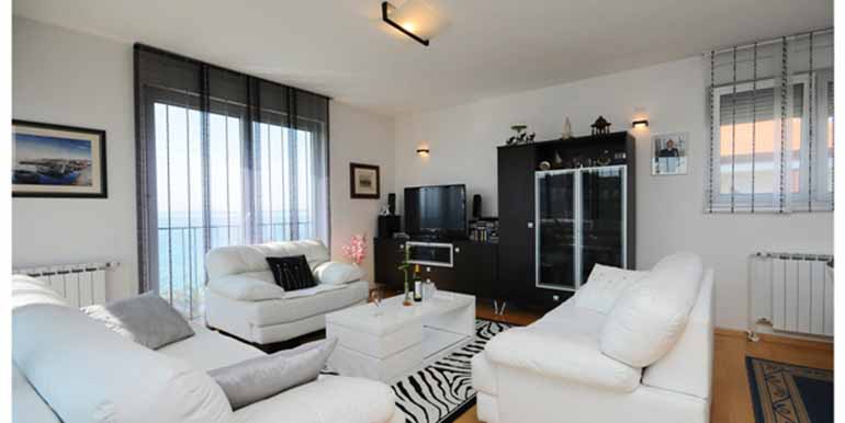 Schön eingerichtetes Haus in attraktiver Lage (29)