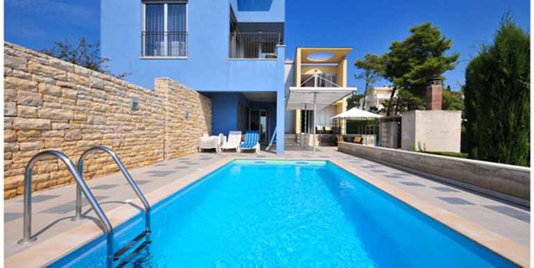 Schön eingerichtetes Haus in attraktiver Lage (5)