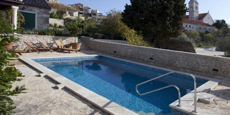 Schöne Steinvilla auf der Insel Brac (13)