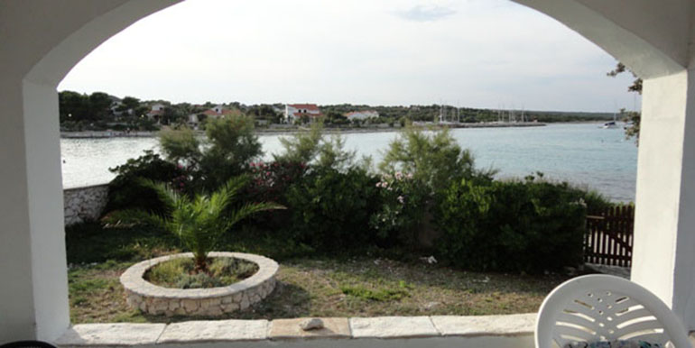 Dům s výhledem na moře (6)