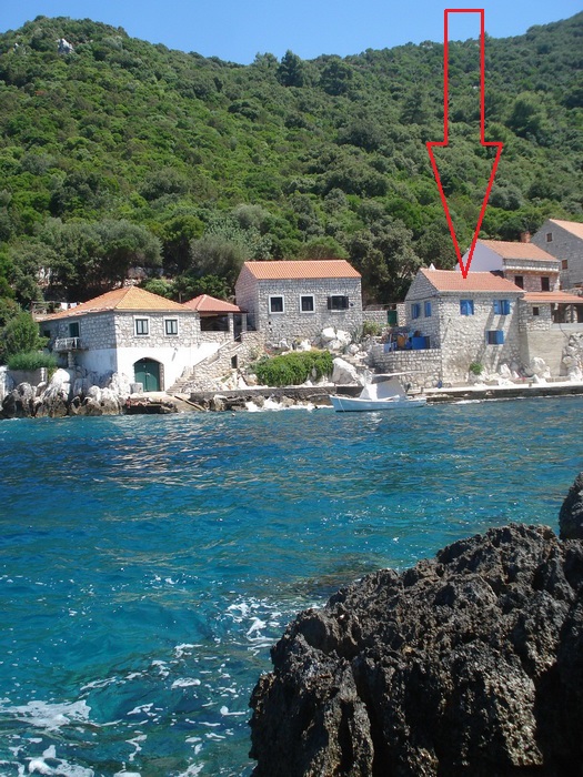 Steinhaus in der Nähe von einem kleinen Fischerdorf (5)