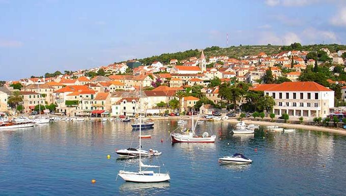 Wohnungen-auf-der-Insel-Brac