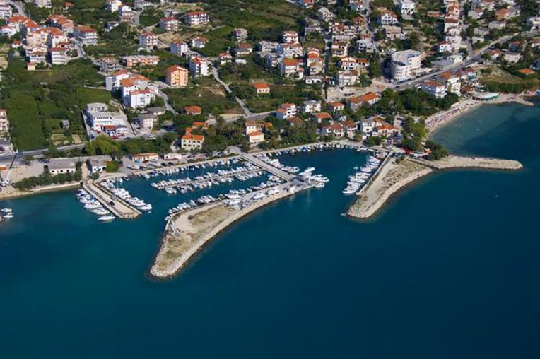 Apartament-in-die-Nähe-von-Split-Strozanac-(6)