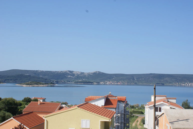 Attraktives-Haus-mit-wunderschönem-Blick-auf-das-Meer.-(1)