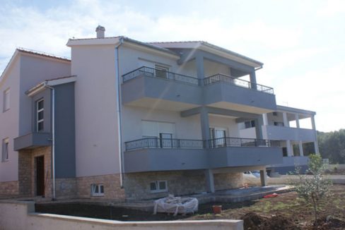 Attraktives-Haus-mit-wunderschönem-Blick-auf-das-Meer