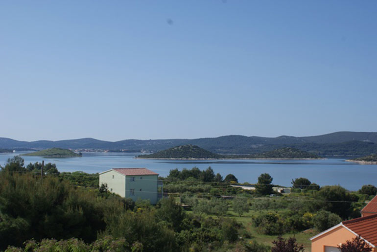 Attraktives-Haus-mit-wunderschönem-Blick-auf-das-Meer.-(27)