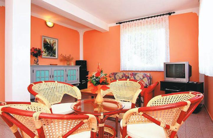 Familienhaus-in-Lovran!-(10)