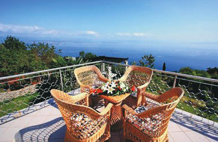 Familienhaus-in-Lovran!-(5)