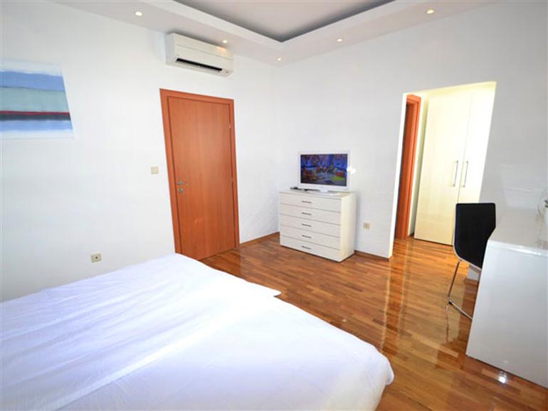 Familienhaus-mit-Pool-in-Poljana-(10)