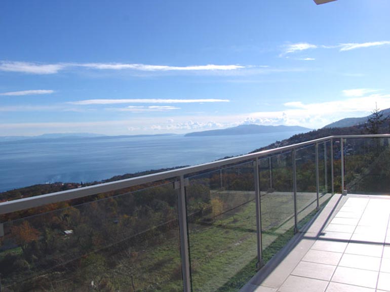 Familienhaus-mit-Pool-in-Poljana-(16)