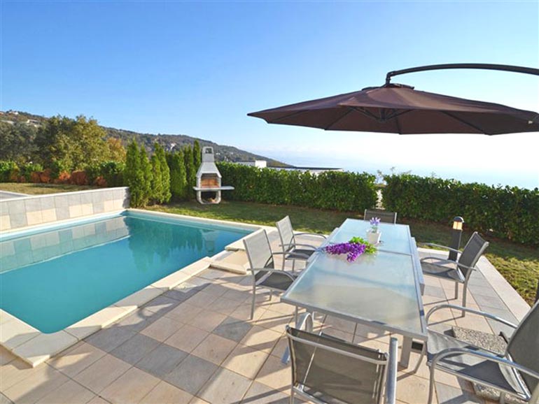 Familienhaus-mit-Pool-in-Poljana-(3)