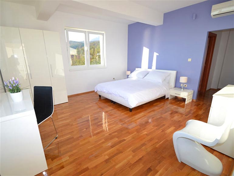 Familienhaus-mit-Pool-in-Poljana-(9)