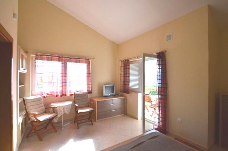 Haus-mit-Meerblick-in-Novi-Vinodolski-(16)