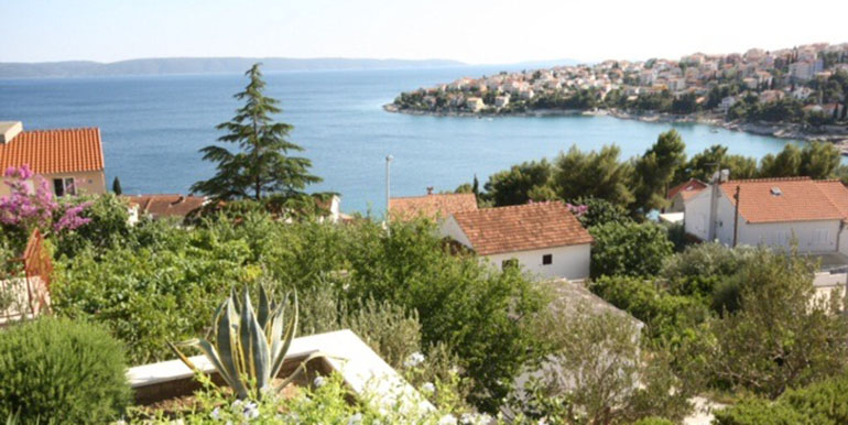Schöne Villa in der Nähe von Trogir (12)