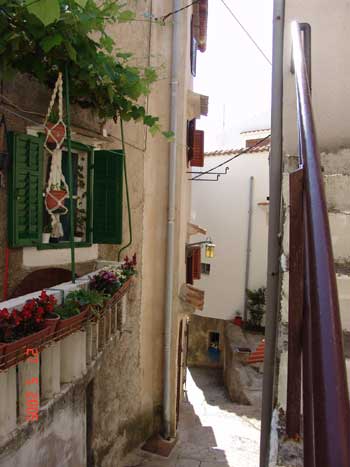 Steinhaus auf der Insel Krk (5)