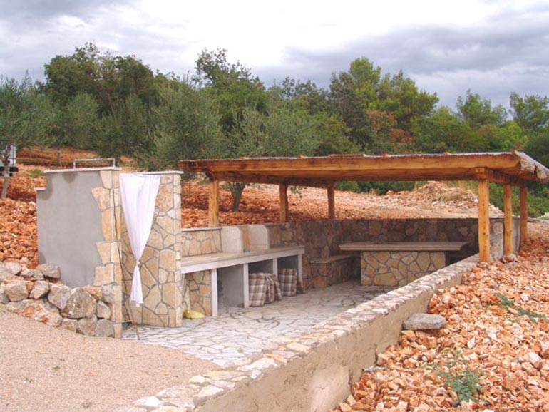 Steinvilla-auf-der-Insel-Krk-(23)