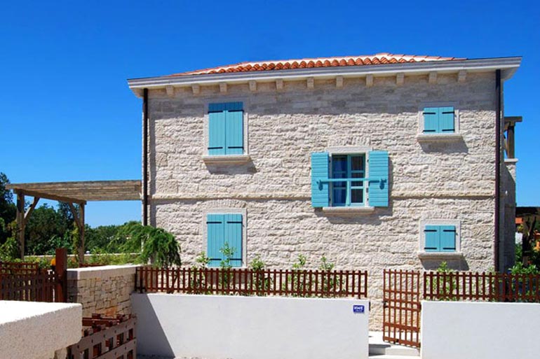 Steinvilla-in-Istrien-Medulin-(4)