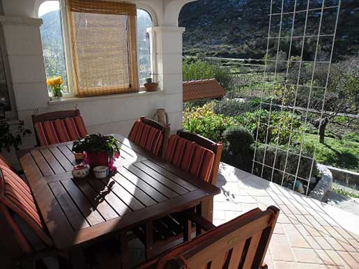 Villa-in-der-Nähe-von-Split-Zrnovnica--(6)