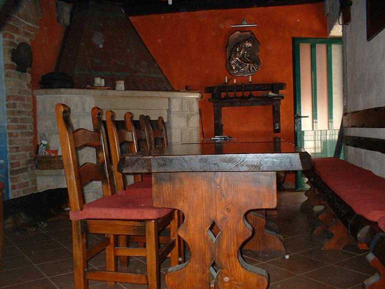 Wunderschöne-Villa-mit-Pool-in-der-Nähe-von-Split-(1)