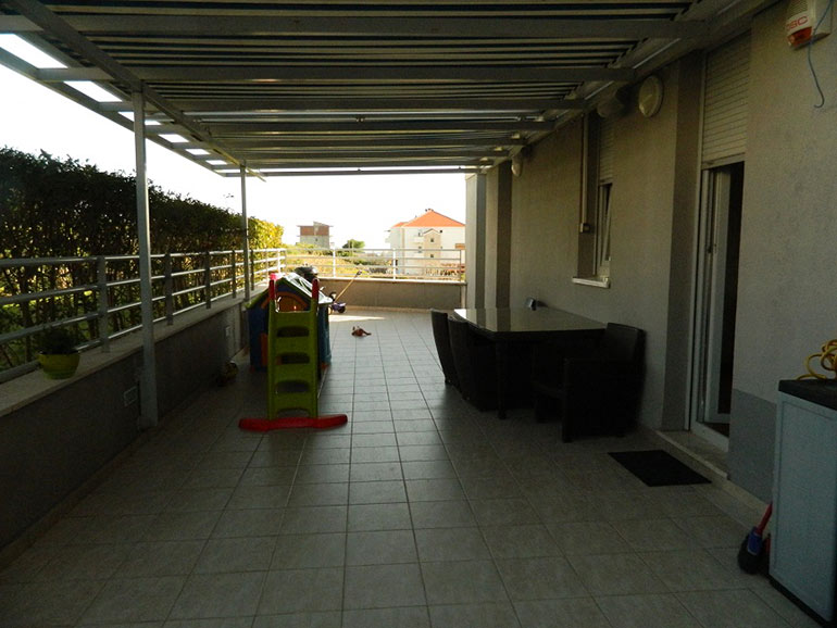 Dreizimmer-Wohnung-in-Znjan-(5)