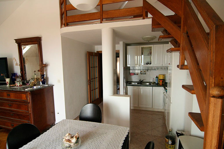 Dreizimmer-Wohnung-in-einer-urbanen-Villa-(5)