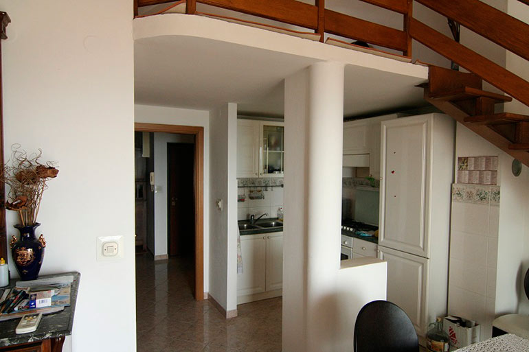 Dreizimmer-Wohnung-in-einer-urbanen-Villa-(8)