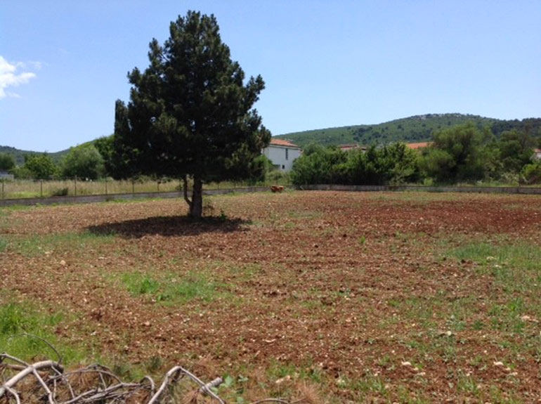 Grundstück-auf-der-Insel-Pasman-(1)