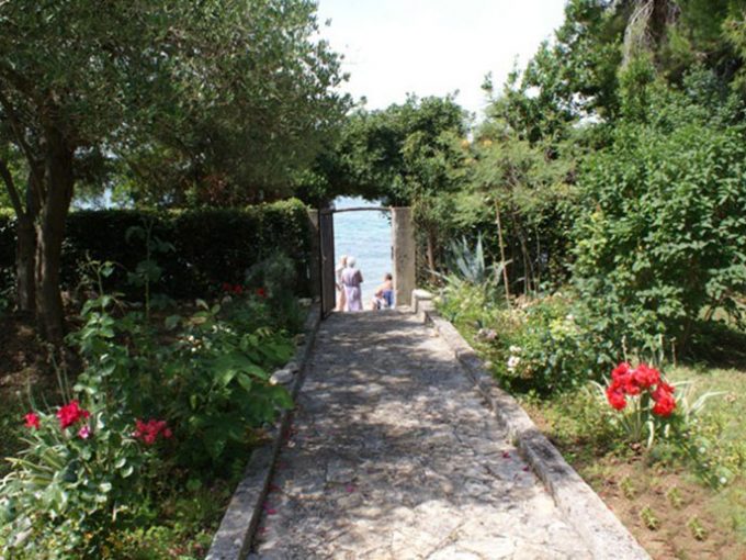 Grundstück in erste Reihe zum Meer