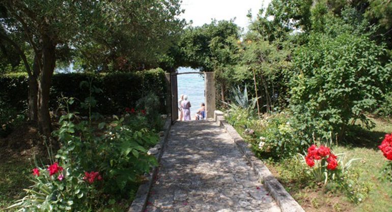 Grundstück in erste Reihe zum Meer