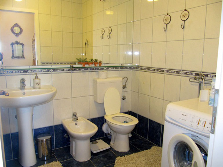 Meerblick-Wohnung-in-Radosevac-Znjan-(5)