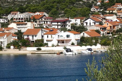 Дом в Рогознице на продажу