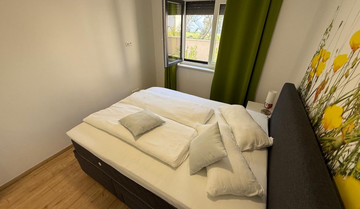 WhatsApp Image 2024-10-09 at 11.52.23 (1)