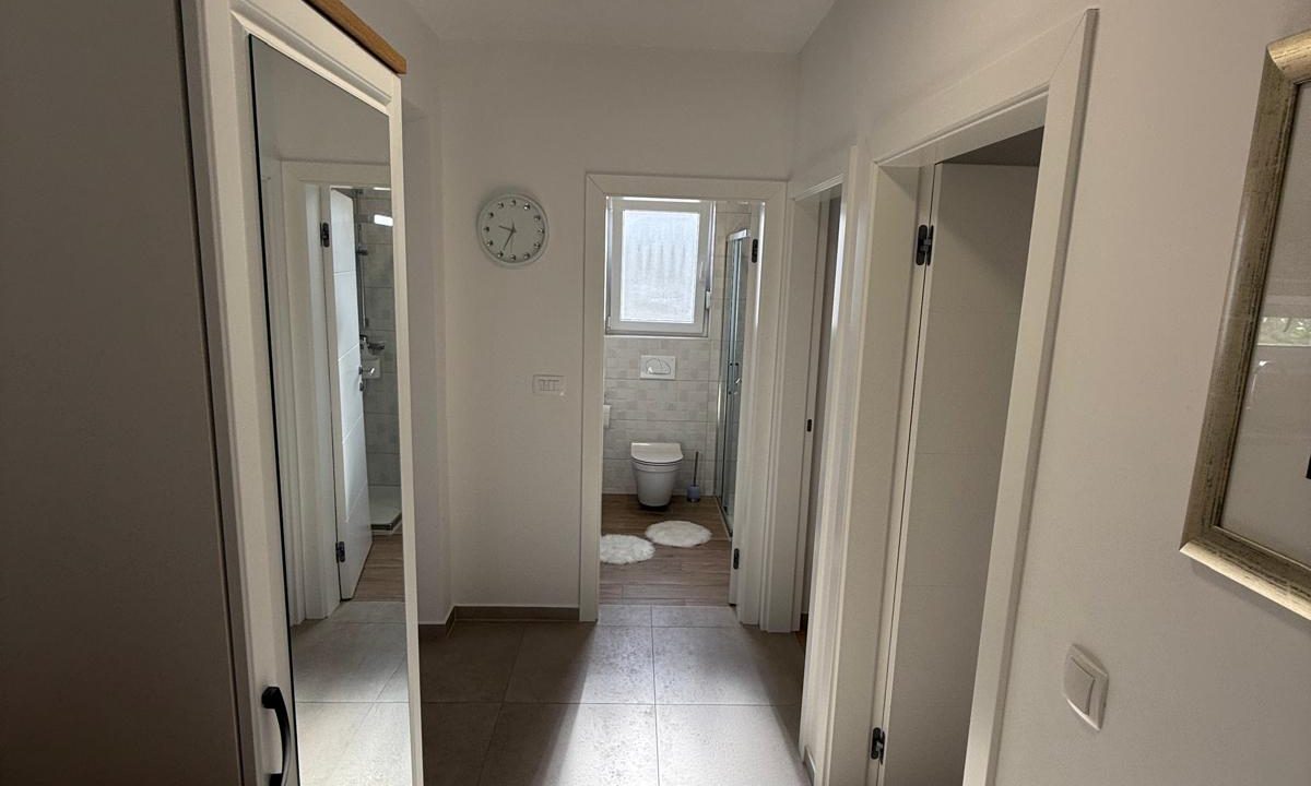 WhatsApp Image 2024-10-09 at 11.52.23 (10)