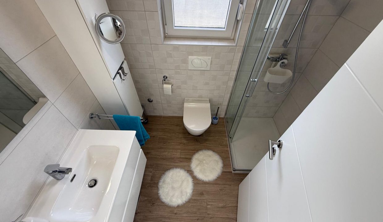 WhatsApp Image 2024-10-09 at 11.52.23 (11)