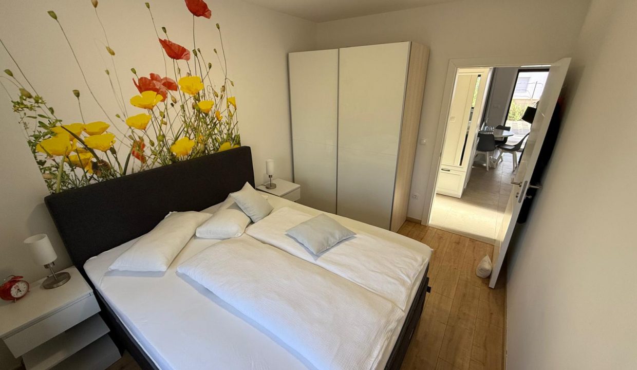 WhatsApp Image 2024-10-09 at 11.52.23 (2)