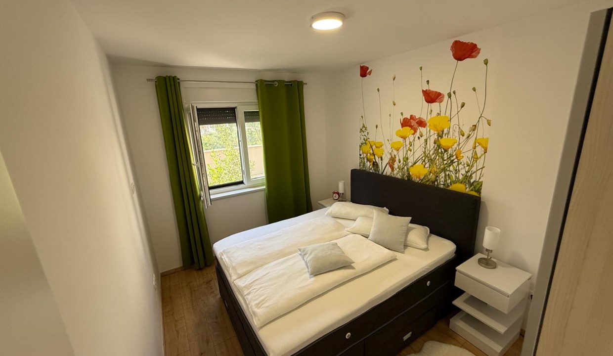 WhatsApp Image 2024-10-09 at 11.52.23 (9)