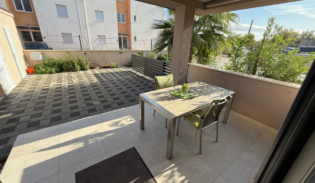 WhatsApp Image 2024-10-09 at 11.52.24 (14)