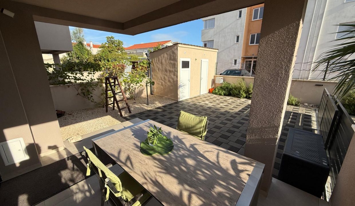 WhatsApp Image 2024-10-09 at 11.52.24 (15)