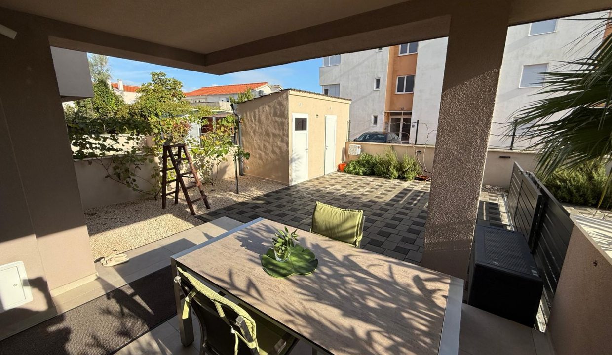 WhatsApp Image 2024-10-09 at 11.52.24 (16)